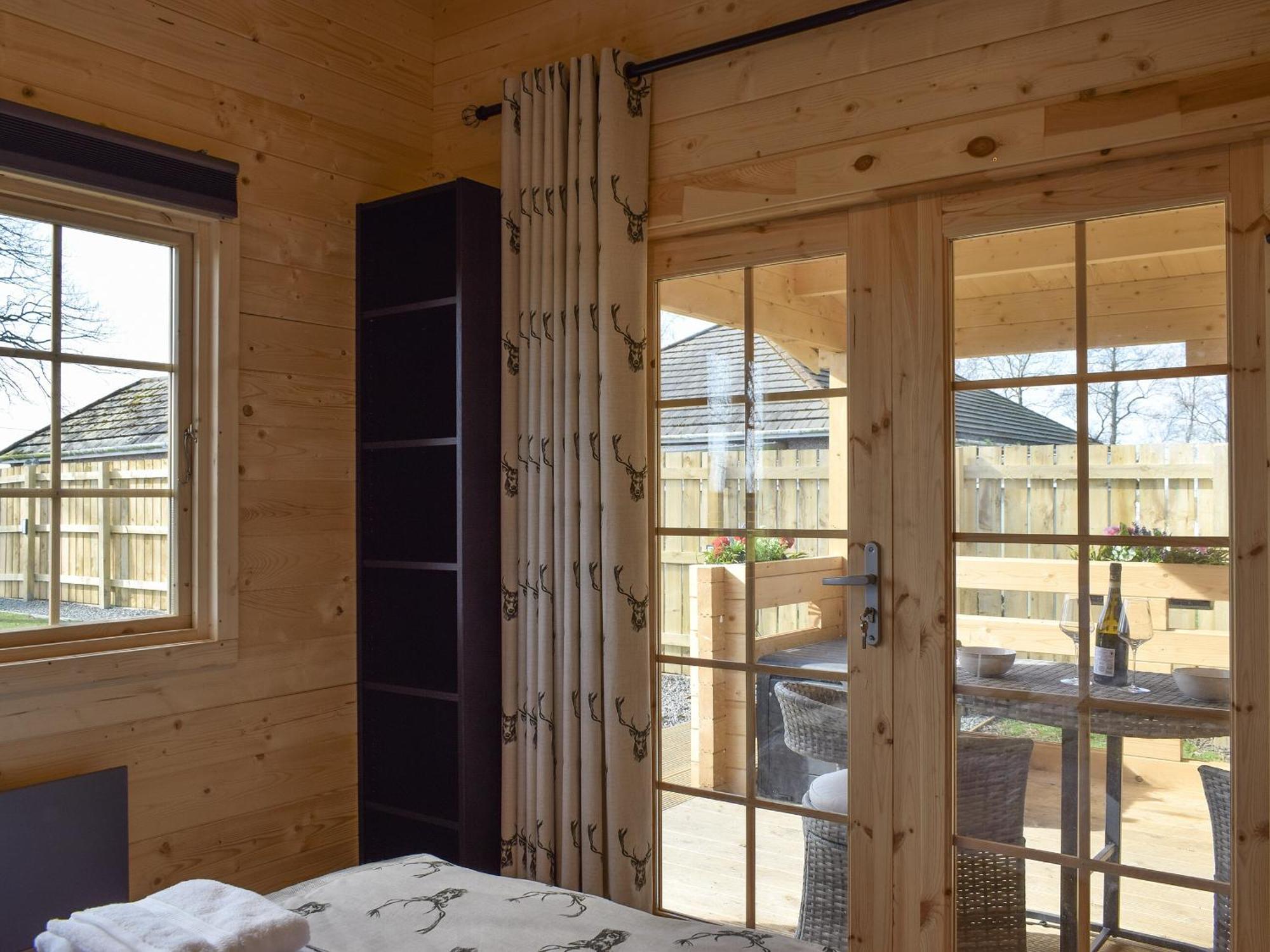 Pinewood Cabin Saline Bagian luar foto